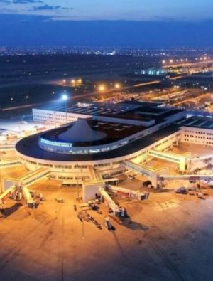 Antalya Havalimanı Nisan Ayında 2,3 Milyon Yolcuya Hizmet Verdi