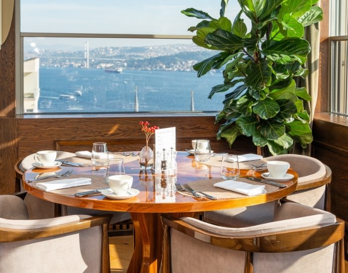 The Artisan Istanbul’da Anneler Günü’ne Özel Brunch