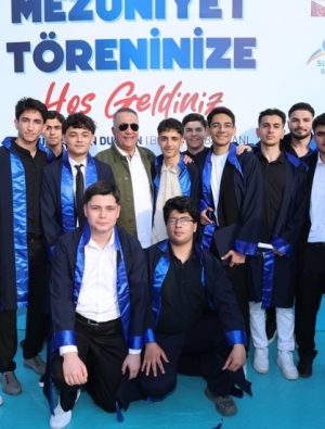 Başkan Abdurrahman Dursun Öğrencilerin Heyecanına Ortak Oldu