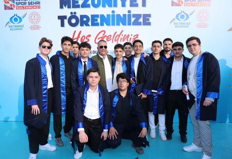 Başkan Abdurrahman Dursun Öğrencilerin Heyecanına Ortak Oldu