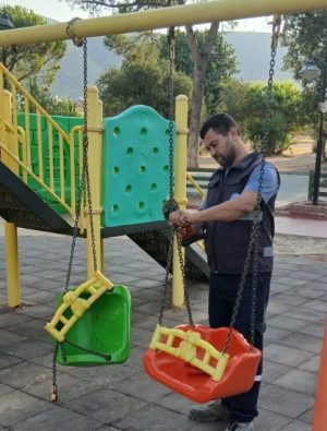 Çocuk Oyun Grupları ve Spor Alanları Yenileniyor