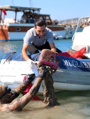 Bodrum Belediyesi Gümbet’te 310 Kilogram Atık Topladı