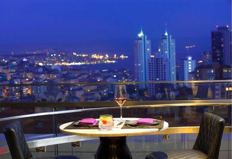 Fairmont Quasar Istanbul Sonbaharı Etkinliklerle Karşılıyor
