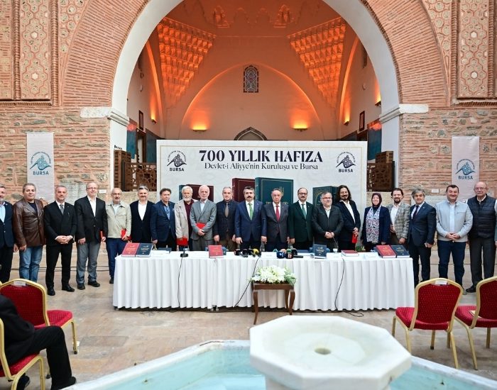 Bursa’nın 700 Yıllık Hafızası Kitapta Buluştu