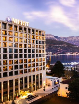 Merit Starlit Hotel & Residences, Karadağ’ın En İyi Oteli Seçildi
