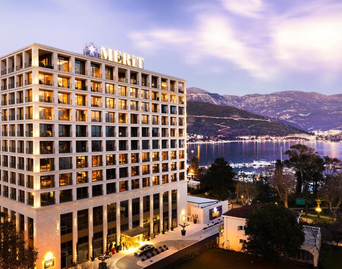 Merit Starlit Hotel & Residences, Karadağ’ın En İyi Oteli Seçildi