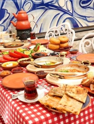 İstanbul'da Kahvaltı Buluşmalarının Yeni Rotası: Ethem Efendi